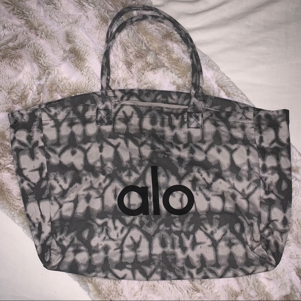 Alo Tote Bag - Brand New